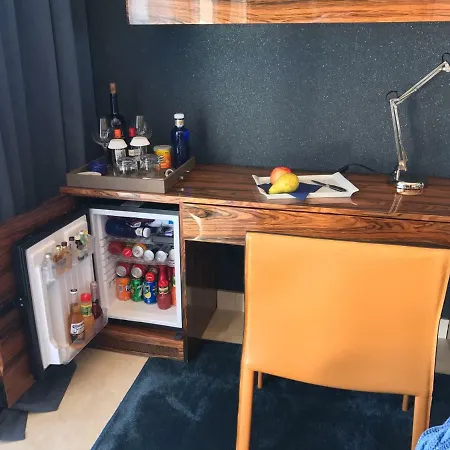 Villa40 *