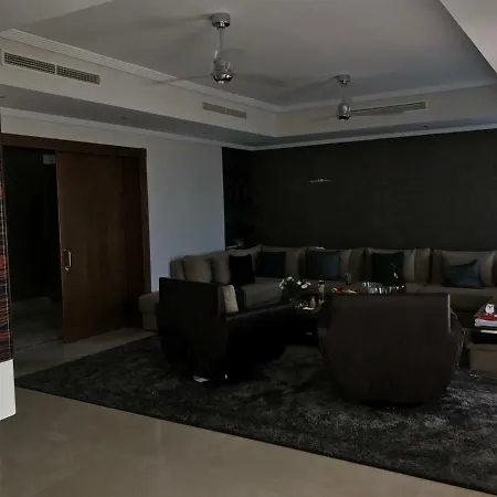Villa40 *
